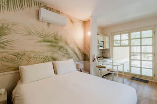55042 Apartment
