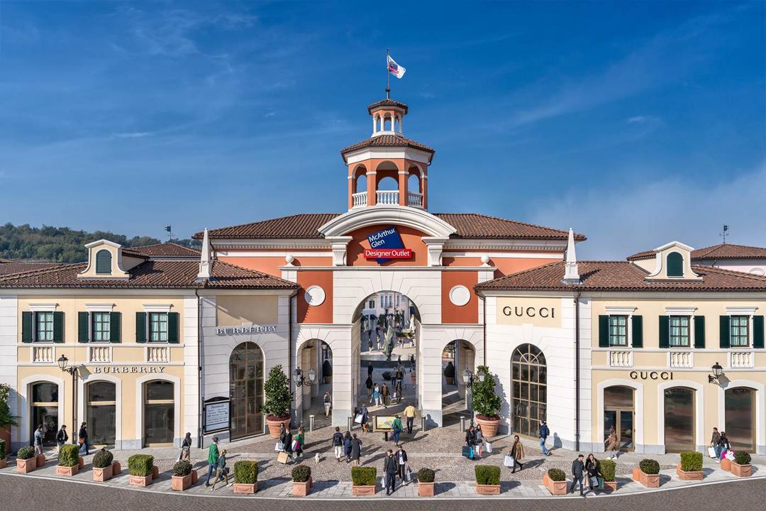 Outlet Village Mall
