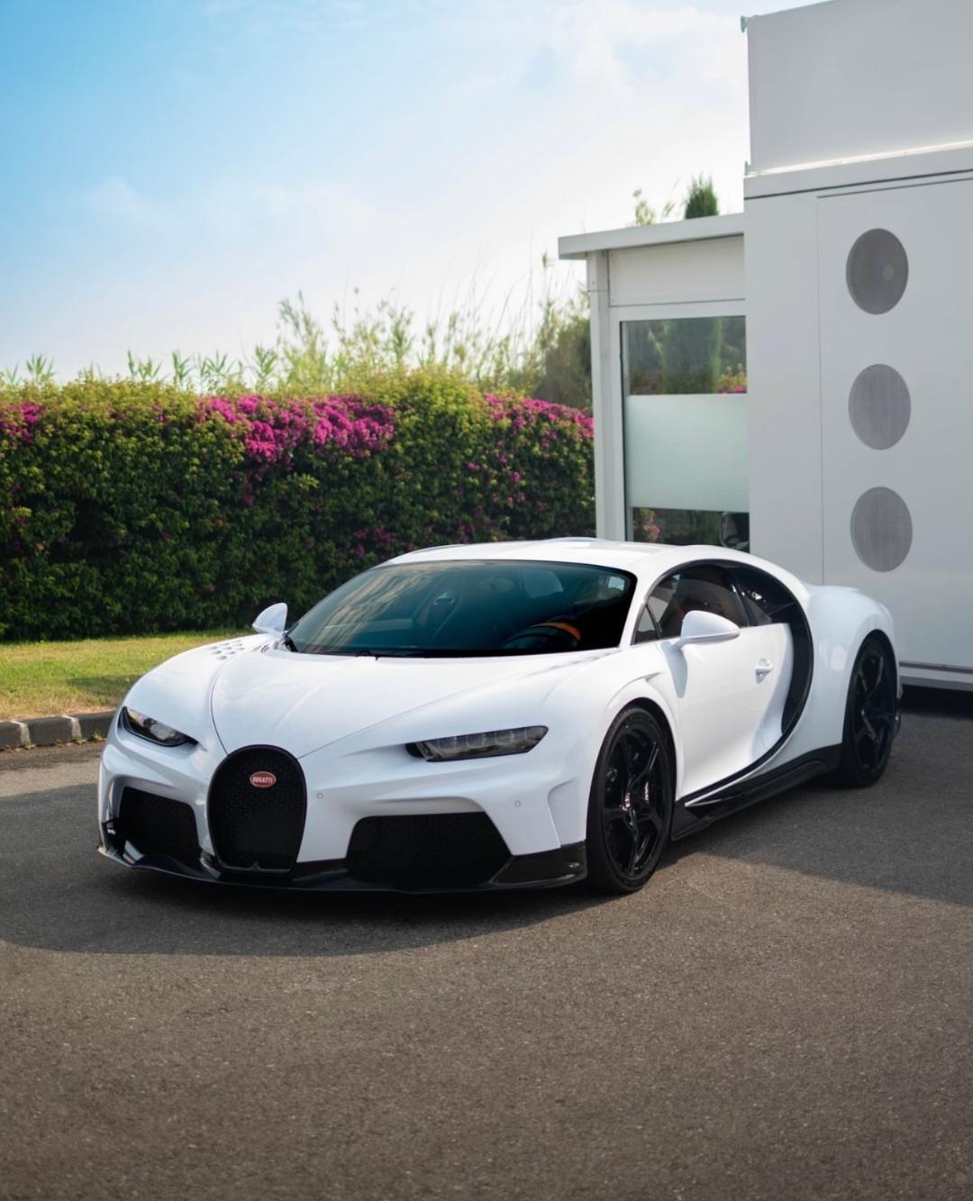 Luxury Car Rental